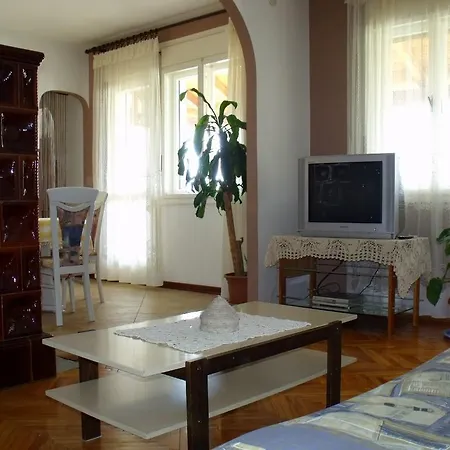 Apartman Cerin